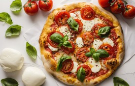 Cum faci pizza Margherita acasă