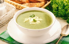 Supă cremă de spanac. Rețetă ușoară și nutritivă
