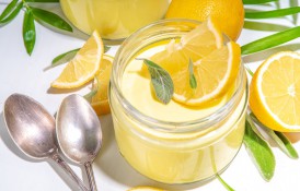 Panna cotta cu lămâie - variantă la pahar