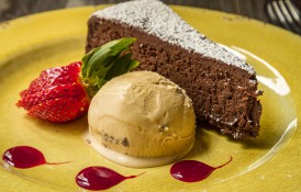 Cea mai simplă prăjitură cu ciocolată - din 4 ingrediente