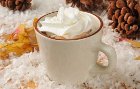 Ciocolată caldă cremoasă și aromată - rețeta perfectă pentru zilele reci