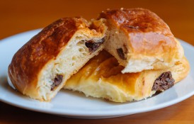 Cornuri umplute cu Finetti sau Nutella