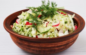 Salată de varză - 7 rețete tradiționale și inovative, pentru toate gusturile