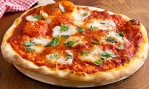 Cea mai simplă și gustoasă rețetă de PIZZA