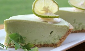 Cheesecake cu avocado si lime