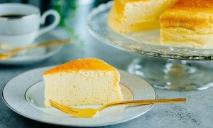 Cheesecake japonez - cel mai pufos și aerat desert