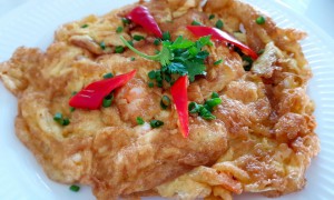 Rețetă de omletă cu creveți, simplă și gustoasă