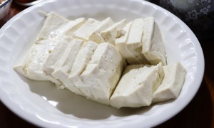 Tofu - tot ce trebuie să știi despre cel mai controversat aliment