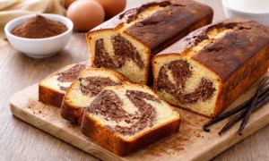 Chec cu cacao simplu și pufos – rețeta ușoară pe care o poate face oricine