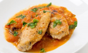 Pui a la Provence - rețetă simplă cu piept de pui, roșii, usturoi și ierburi