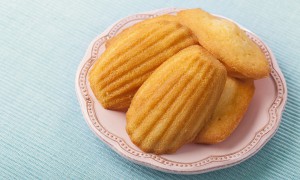 Madeleine pufoase - rețeta clasică franțuzească