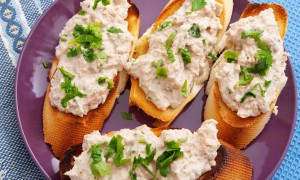 Cremă de mascarpone cu ton