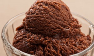 Înghețată de ciocolată fără zahăr – pentru diabetici sau stil de viață low carb