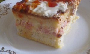 Budinca de paine cu sunca si branza (bread pudding)