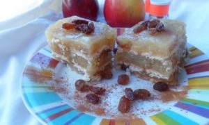 Prajitura de post cu mere si biscuiti (fara coacere)