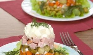 Salata de mazare verde cu sunca