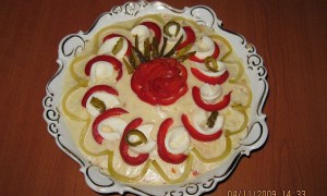 Salata  Beouf cu carne din piept de pui (a la Nico)
