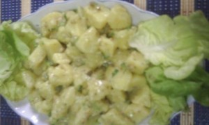 Salata De Cartofi Cu Sos De Mustar