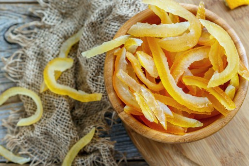 Coajă de lămâie confiată - cum se face simplu și la ce o folosești