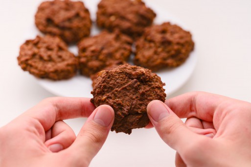 Cum să faci cele mai bune fursecuri cu nuci și ciocolată