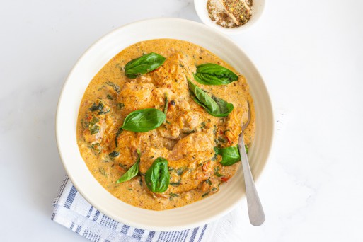 Pulpe de pui toscane - rețetă simplă, cu sos cremos