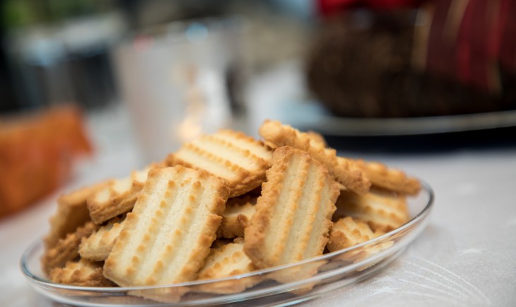 Biscuiți de casă cu untură și borș - rețetă veche românească