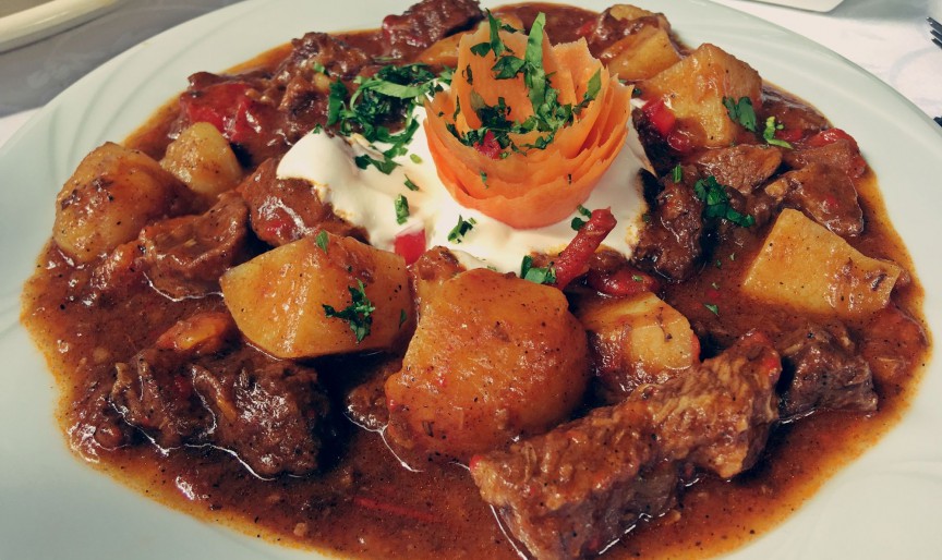 Tocăniță din carne de vițel