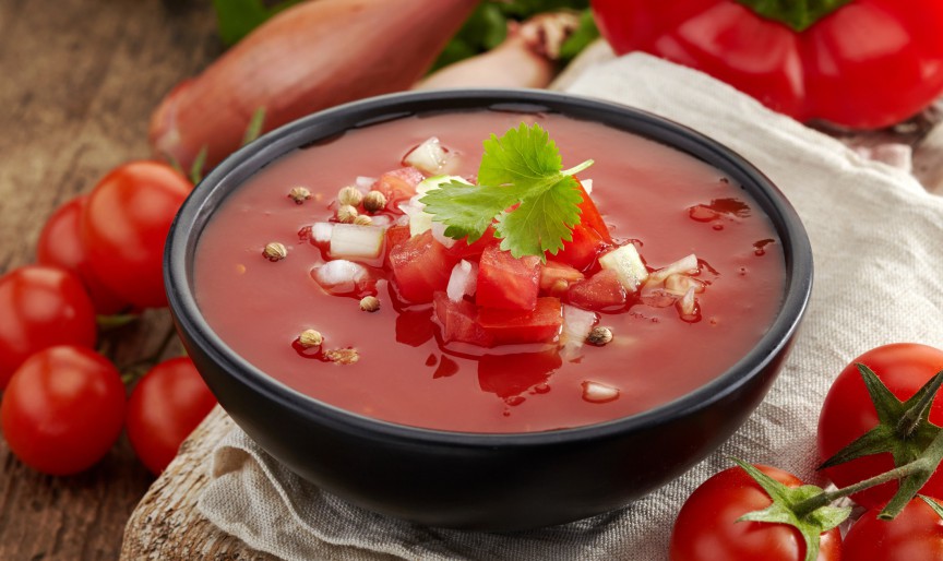 Gazpacho - rețeta originală spaniolă de supă rece