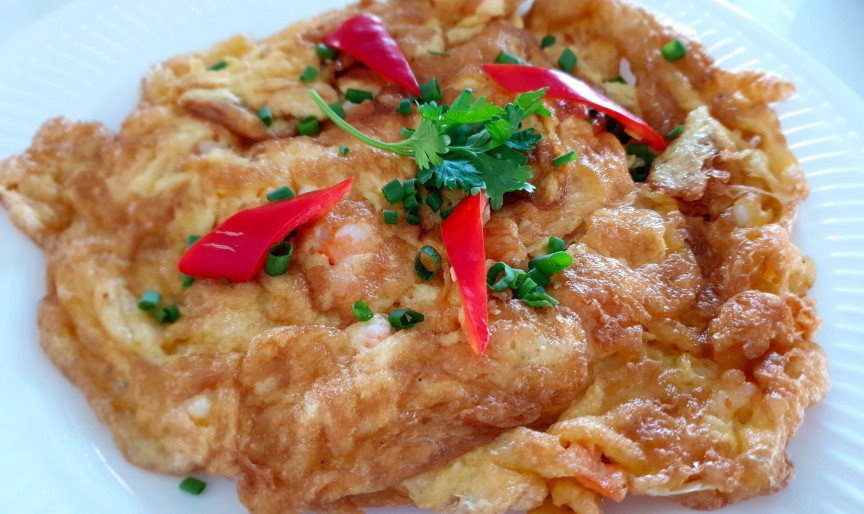 Rețetă de omletă cu creveți, simplă și gustoasă