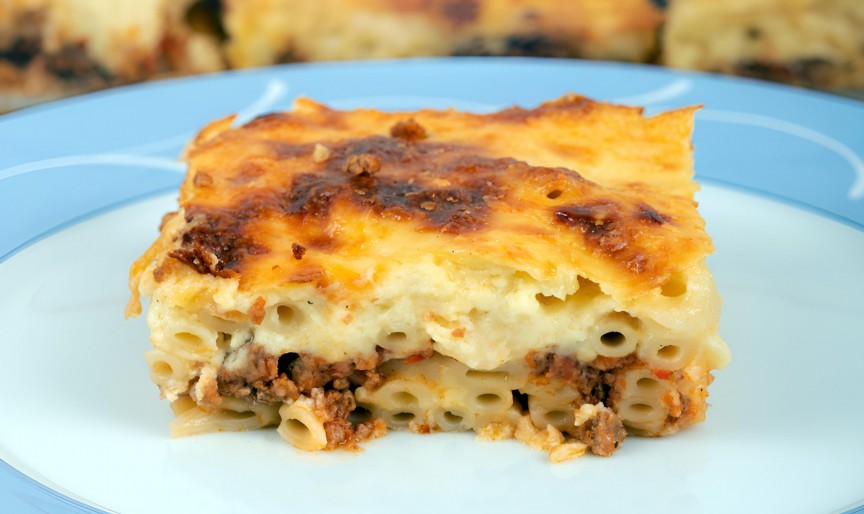 Pastitsio (macaroane cu carne tocată)