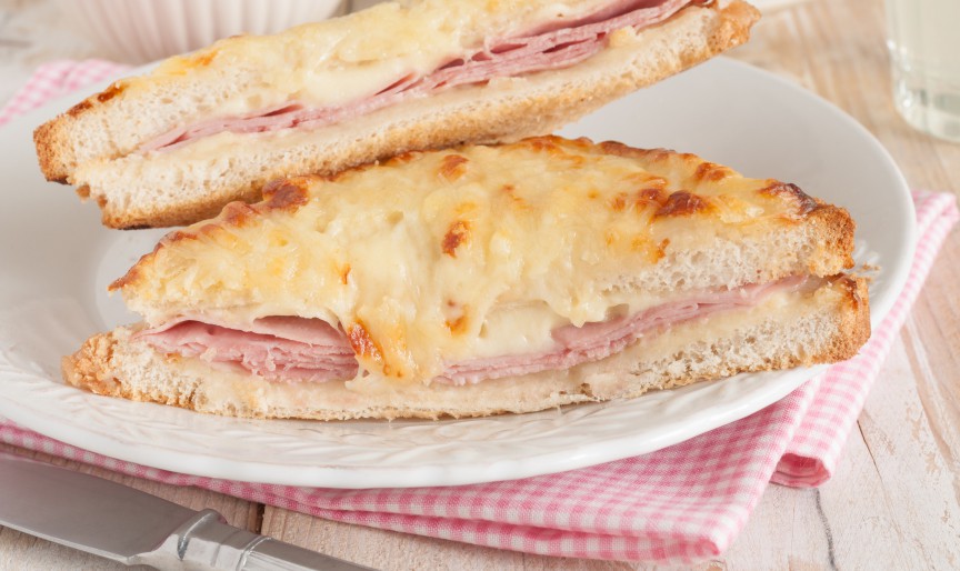 Croque monsieur dietetic - celebrul sandviș franțuzesc, cu mai puține calorii