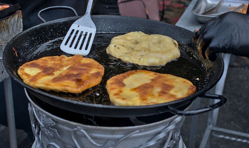 Plăcinte moldovenești cu brânză