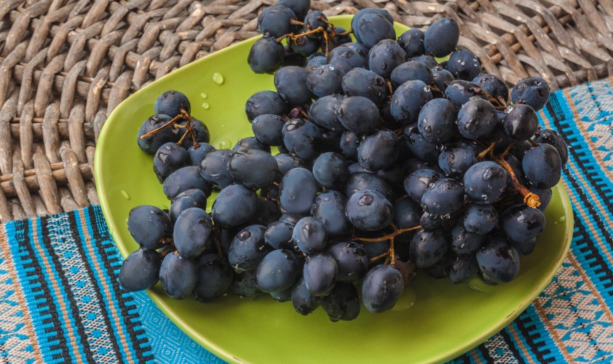 Strugurii îngrașă? Câte calorii are un ciorchine de struguri