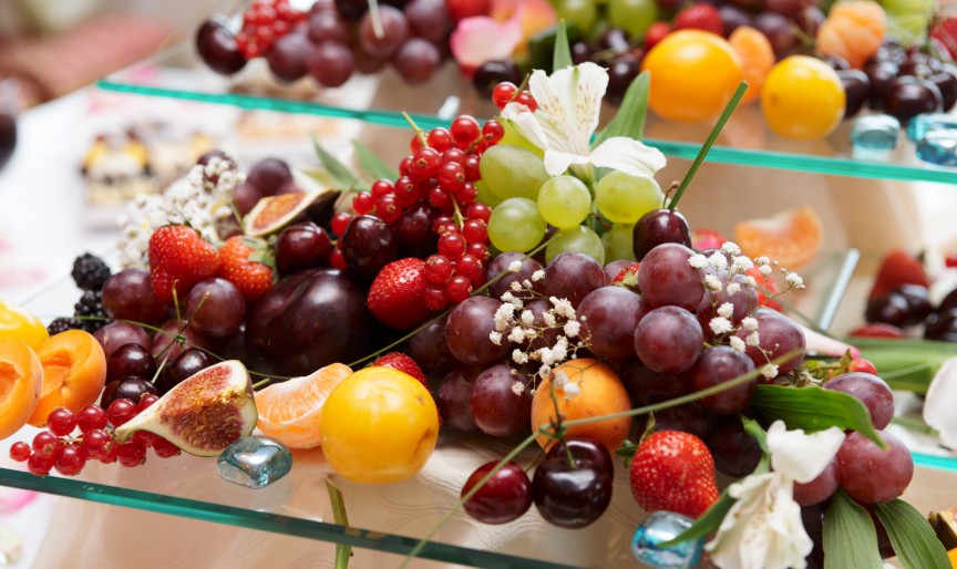 12 fructe care aduc noroc în 2024. Pune-le pe masa de Anul Nou pentru sănătate și prosperitate!