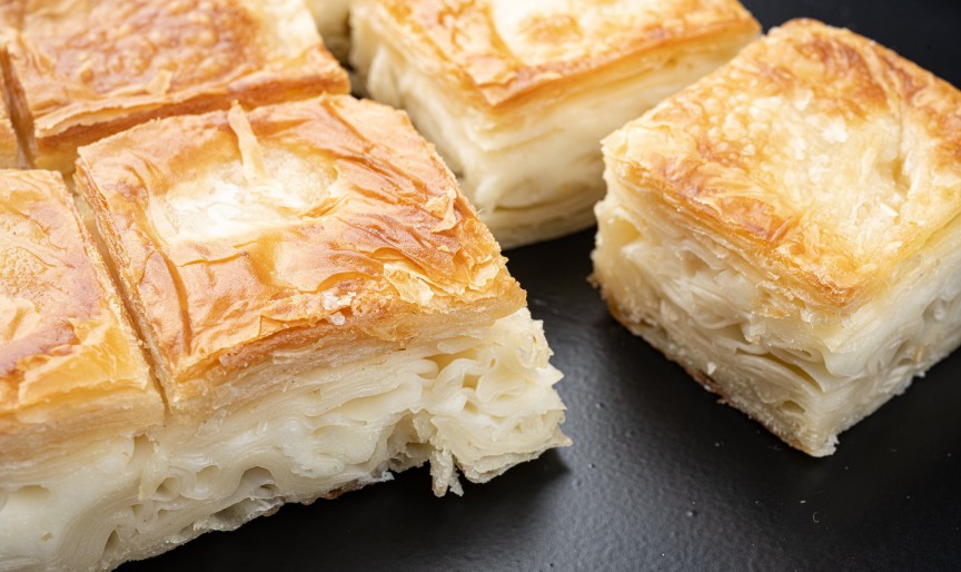 Burek (borek) cu brânză - cea mai bună plăcintă turcească