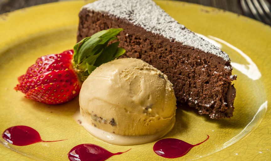 Cea mai simplă prăjitură cu ciocolată - din 4 ingrediente