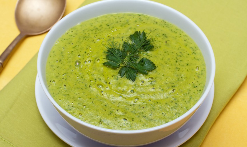 Supă cremă de salată verde