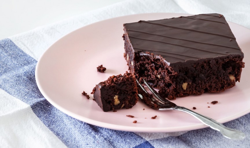 Negresă cu gem și nucă