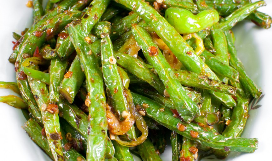 Salată picantă de fasole verde