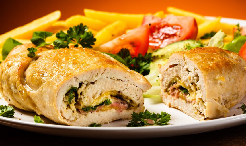 Pulpă de porc umplută – rețetă simplă, fragedă și gustoasă