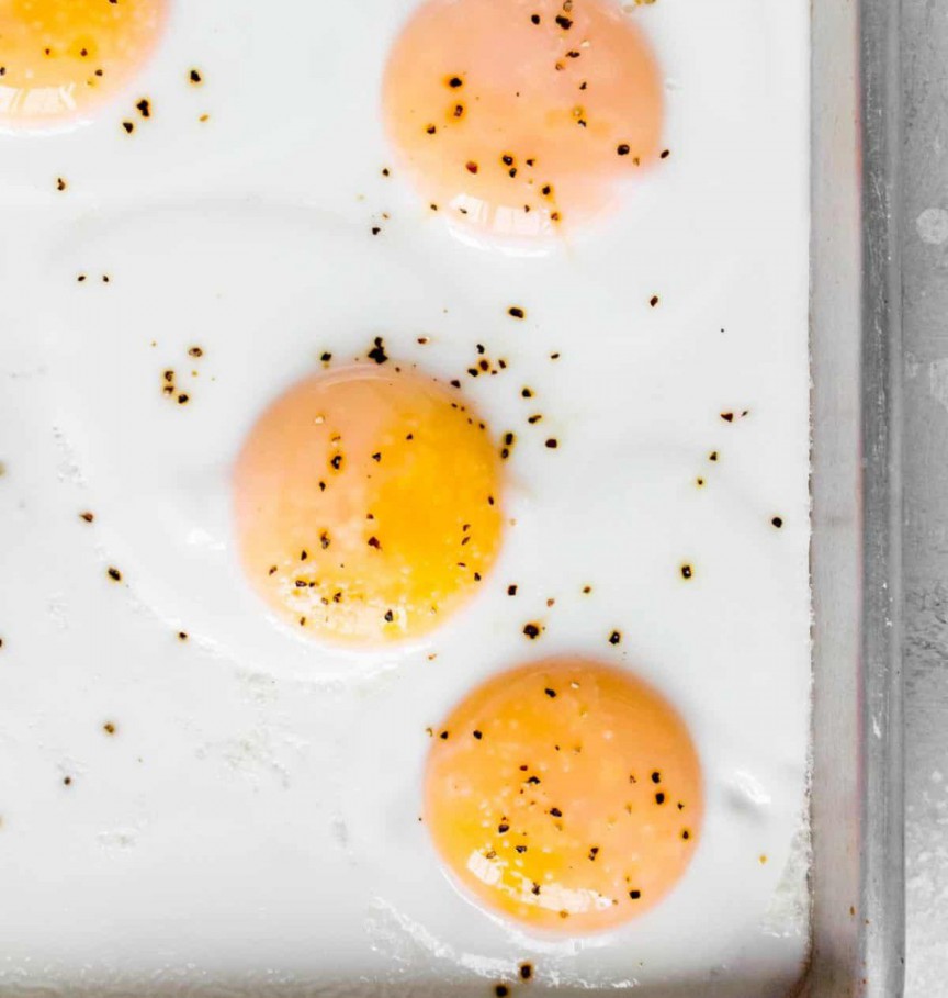 cum să faceți ouă în tavă